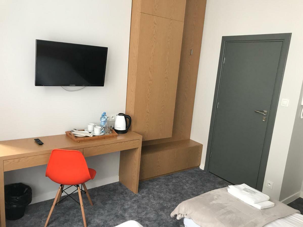 7 Rooms Mtp بوزنان المظهر الخارجي الصورة
