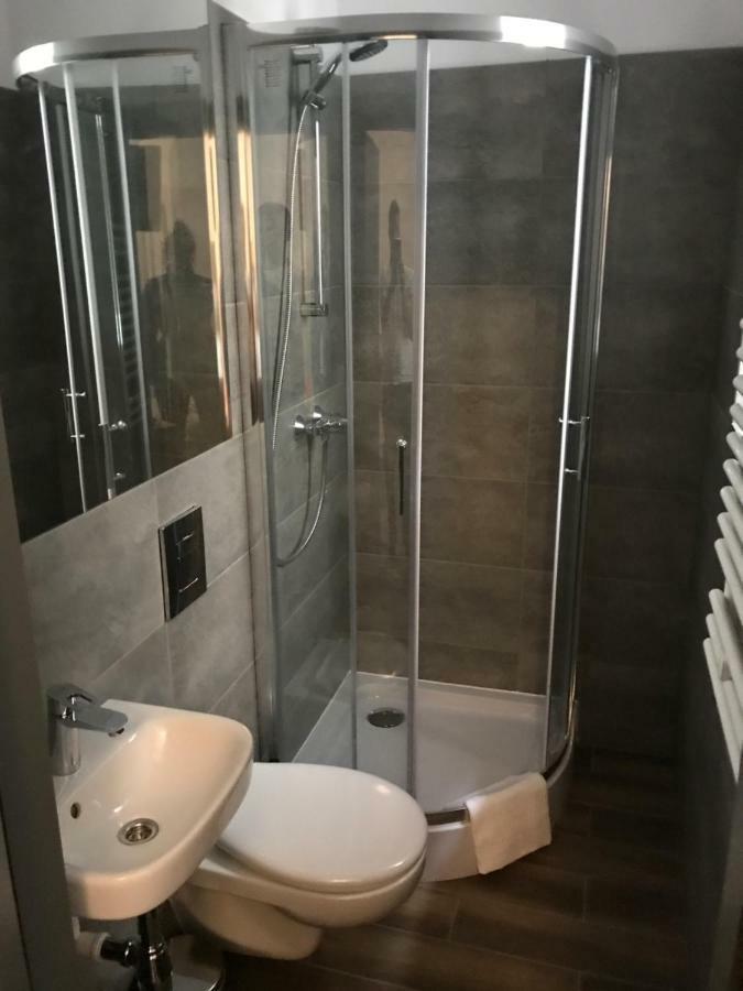 7 Rooms Mtp بوزنان المظهر الخارجي الصورة